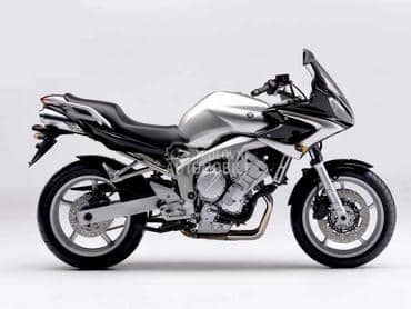 Yamaha FZ6 Fazer 600 05
