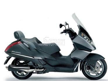 Aprilia Atlantic 500 06