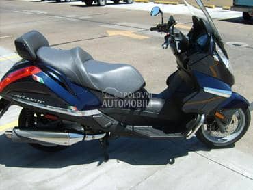 Aprilia Atlantic 500 05