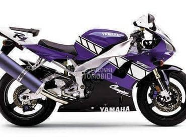 Yamaha YZF R1 02