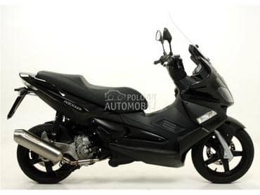 Gilera Nexus 300 10