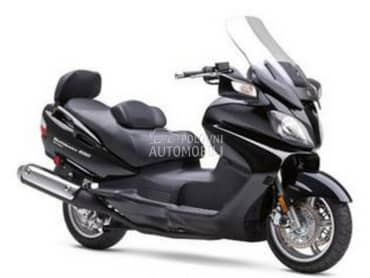 Suzuki AN 650 Burgman 03