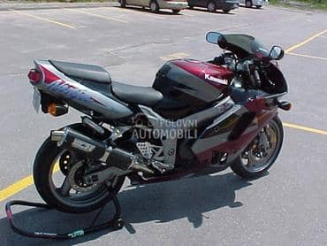 Kawasaki ZX9 96