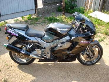 Kawasaki ZX9 95