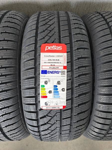 Petlas 235/45 R18 Zimska