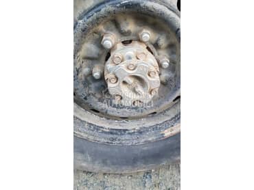 Lokomat za Mitsubishi Pajero