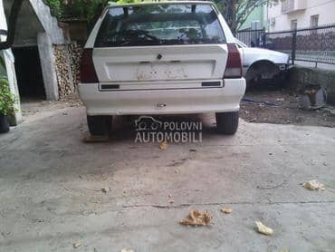 Citroen AX - kompletan auto u delovima