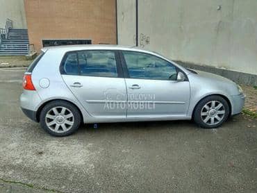 VRATA RAZNE BOJE za Volkswagen Golf 5