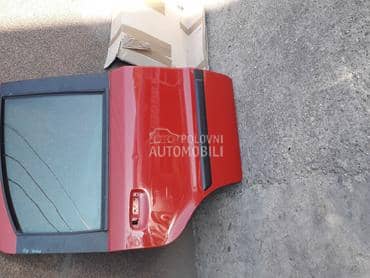 zadnja desna crvena vrata za Fiat Panda od 2004. do 2010. god.