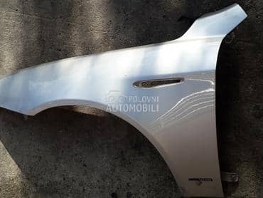 levo krilo sivo za Alfa Romeo 159 od 2005. do 2008. god.