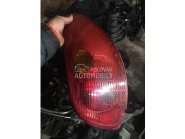 Stop svetla za Peugeot 206