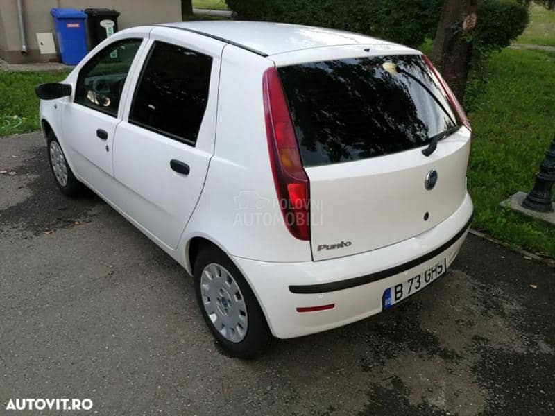 Fiat Punto - kompletan auto u delovima