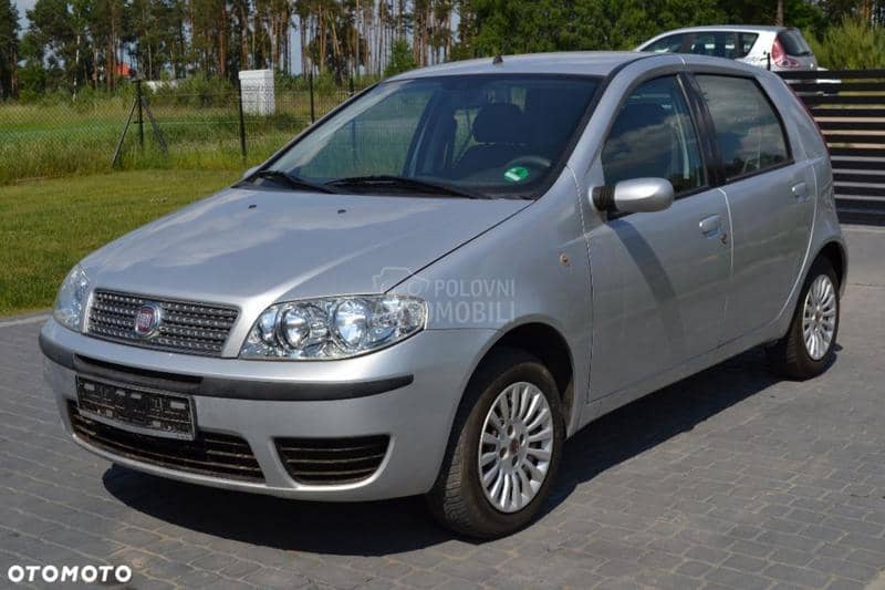 Fiat Punto - kompletan auto u delovima