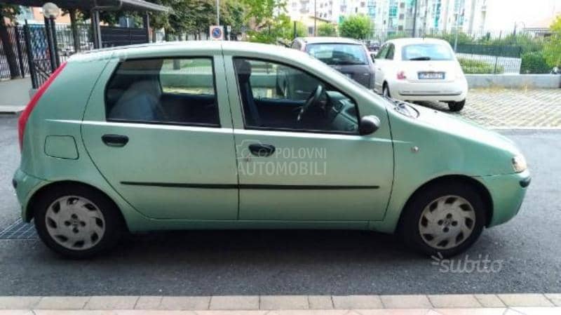 Fiat Punto - kompletan auto u delovima