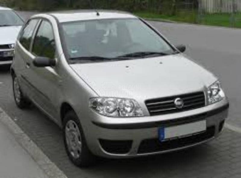 Fiat Punto 2003. god. - kompletan auto u delovima