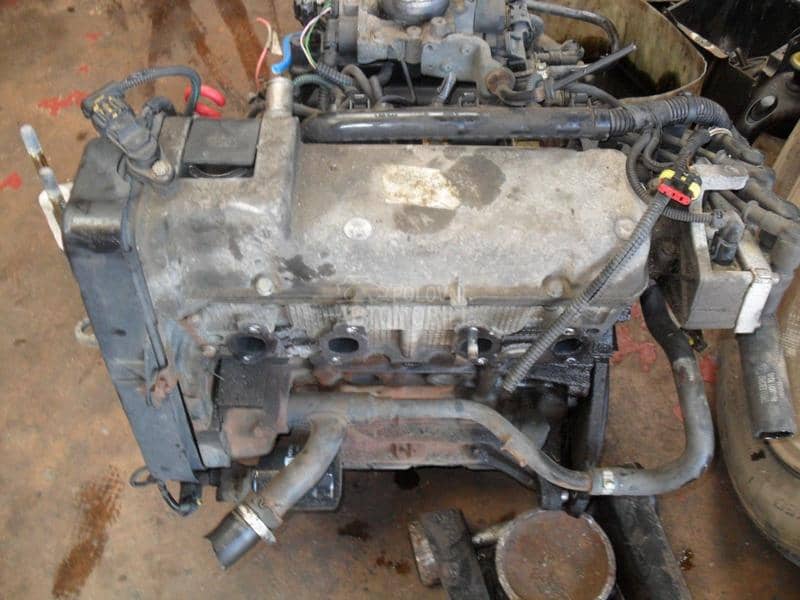 Fiat Punto 2009. god. - kompletan auto u delovima