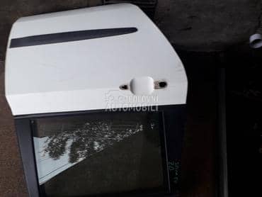 zadnja leva vrata 5vrata bela za Fiat Stilo od 2001. do 2007. god.