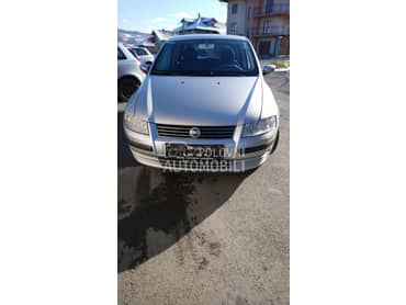 Fiat Stilo - kompletan auto u delovima