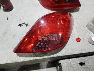 Desni stop za Peugeot 207
