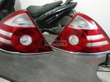 stop svetla za limuzinu i hedz za Ford Mondeo od 2001. do 2007. god.