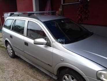 Delovi za Opel Astra G