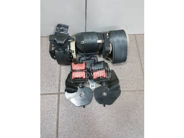 Zadnji pojasevi za Renault Clio