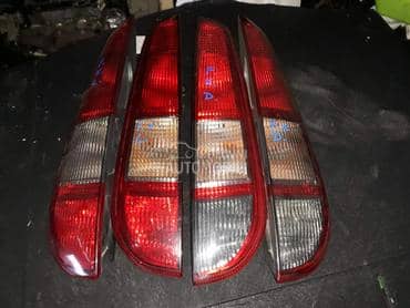 Stop Svetlo za Ford Focus od 2004. do 2010. god.