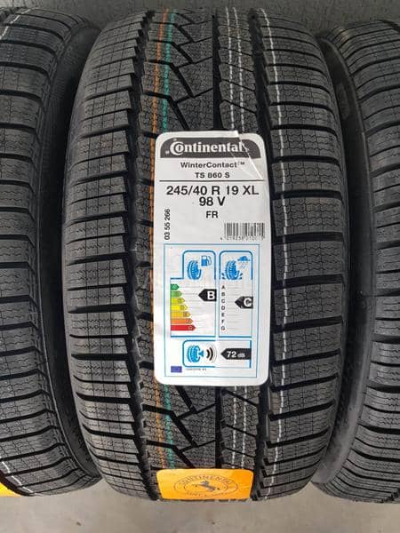 Continental 245/40 R19 Zimska