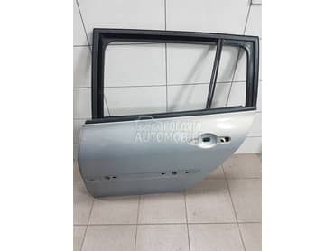 Vrata vise boja za Renault Megane od 2003. do 2008. god.