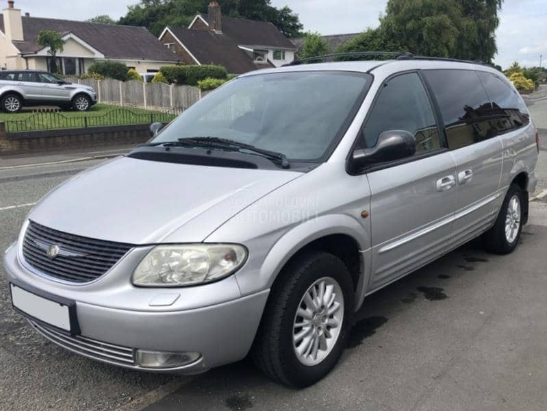 Chrysler Voyager 2.5 TD 2002. god. -  kompletan auto u delovima