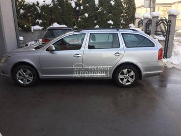 Škoda Octavia -  kompletan auto u delovima