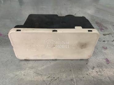 Centralno zakljucavanje za Volkswagen Polo od 2000. do 2001. god.