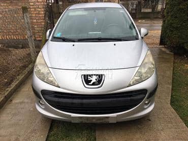 Peugeot 207 -  kompletan auto u delovima