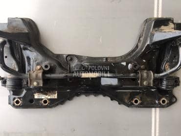 Prednji trap za Ford Focus od 2000. do 2010. god.