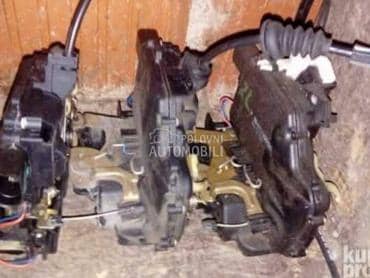 Prednja centralna brava za Volkswagen Passat B5, Passat B5.5