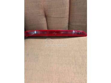 Trece xenon stop svetlo za Audi A4 od 2008. do 2015. god.