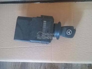 kontakt brava za Mercedes Benz C Klasa od 2000. do 2004. god.