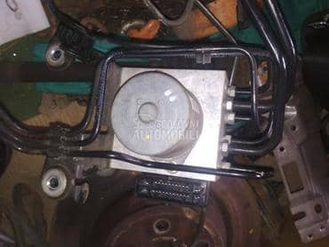Centrala ABS-a sa cevima za Ford Mondeo od 2007. do 2011. god.