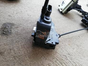 Brave vrata za Renault Megane od 2003. do 2009. god.