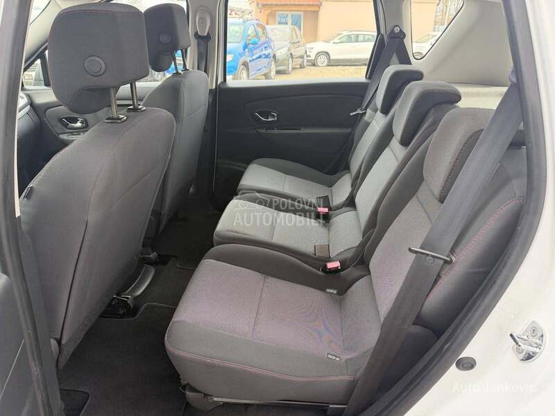Renault Scenic 1.5 DCI