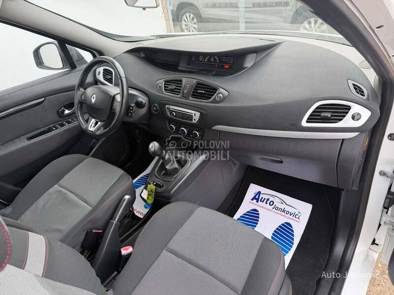 Renault Scenic 1.5 DCI