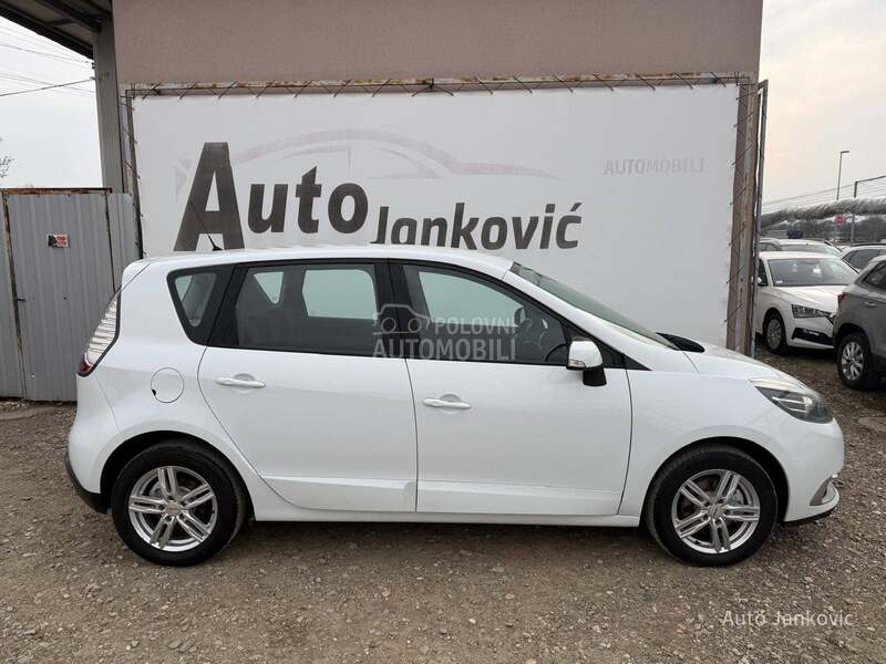 Renault Scenic 1.5 DCI