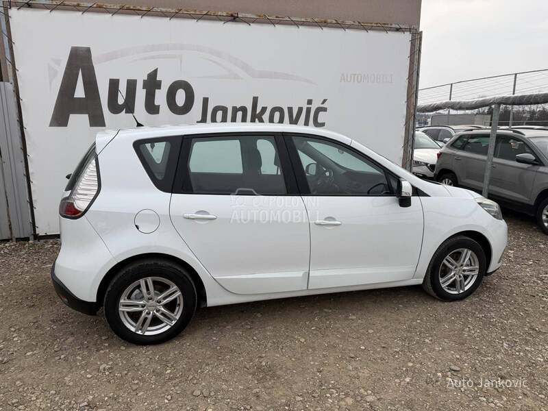 Renault Scenic 1.5 DCI