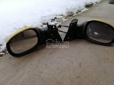 Retrovizor levi i desni za Peugeot 1007 od 2005. do 2008. god.