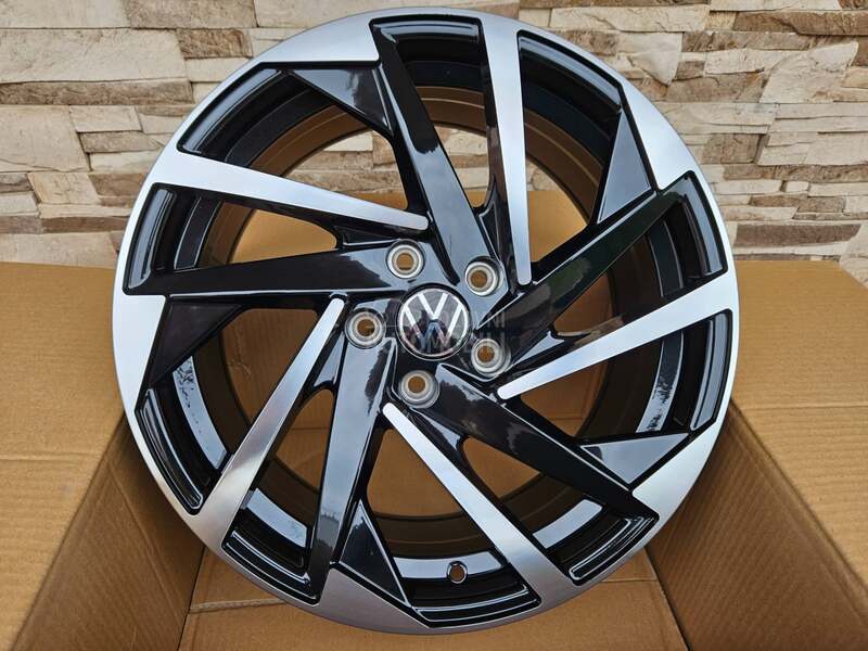 Aluminijumske felne  17" 5 x 100
