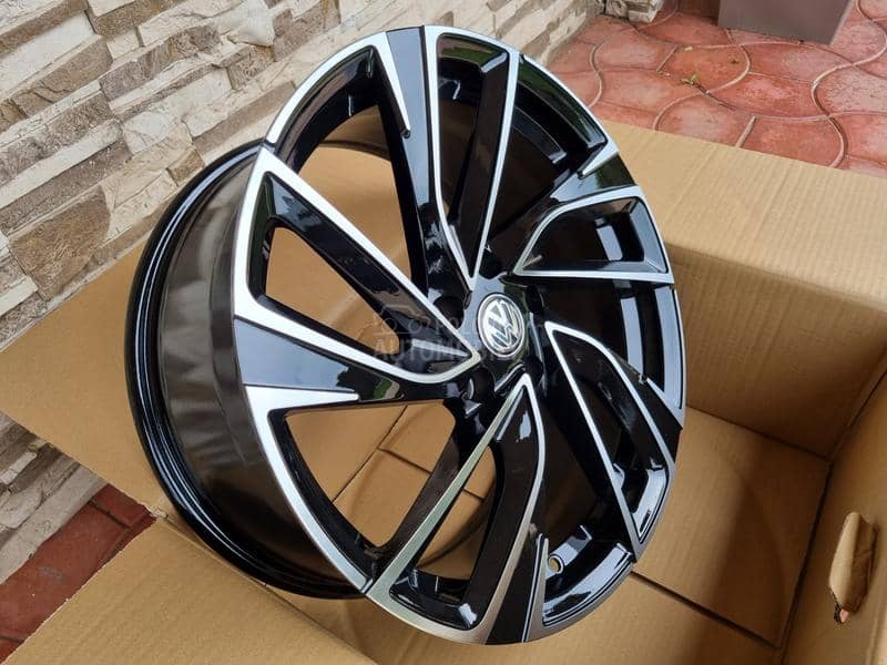 Aluminijumske felne  17" 5 x 100