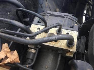 ABS centrala za Volkswagen Passat B5.5