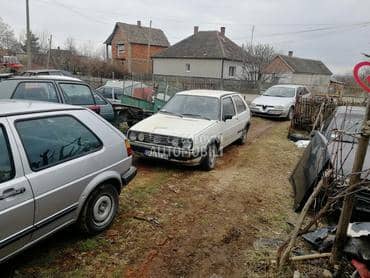 Volkswagen Golf 2 - kompletan auto u delovima