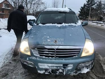 SsangYong Rexton - kompletan auto u delovima