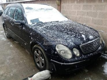 Mercedes Benz E Klasa W211 -  kompletan auto u delovima